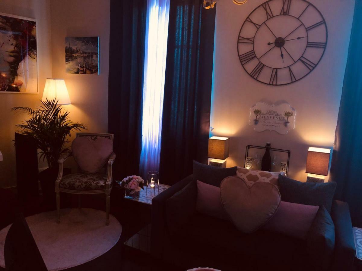 Bienvenue Au Petit Bonheur Apartment *
